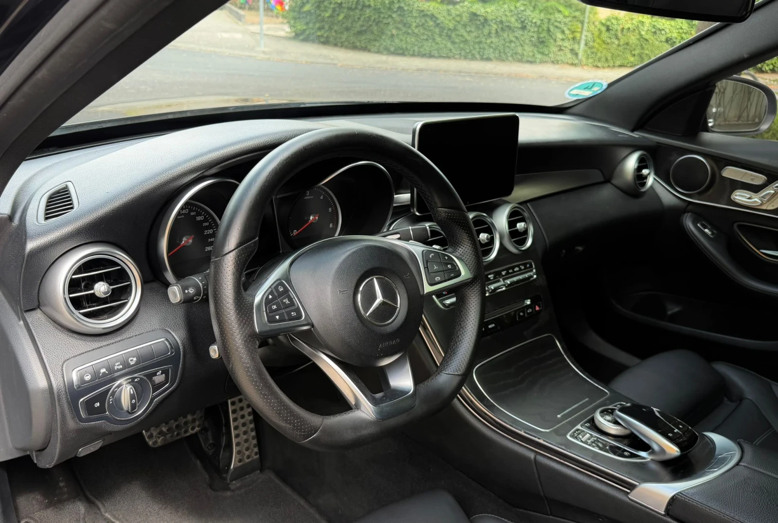 Mercedes-Benz C 220 AMG-Line, FULL, 9G-tronic, NIGHT edition., снимка 7 - Автомобили и джипове - 56103404
