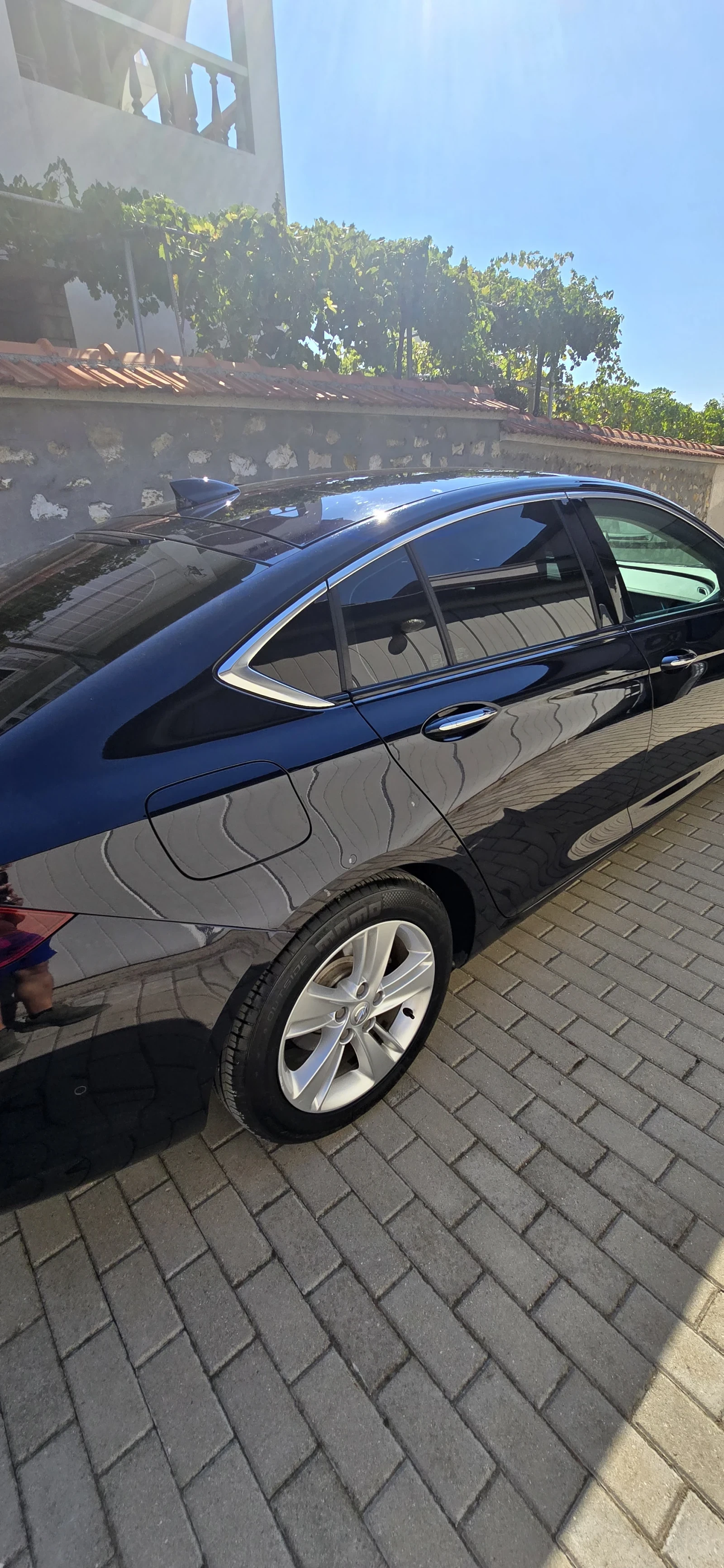 Opel Insignia 1.6 , снимка 9 - Автомобили и джипове - 56161034