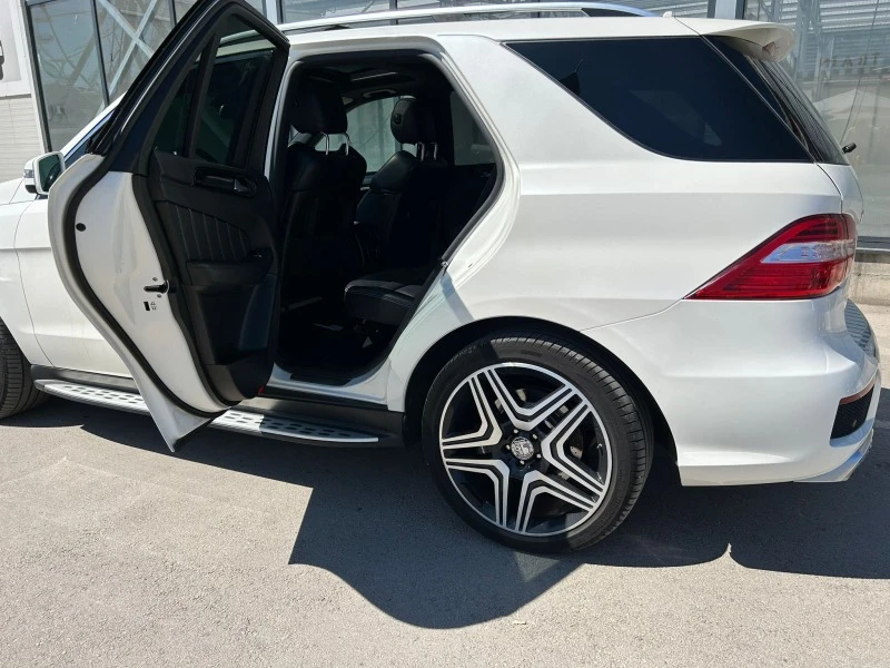 Mercedes-Benz ML 63 AMG KEYLESS/КАМЕРА/HARMAN/Подгрев/FULL/, снимка 7 - Автомобили и джипове - 46782052