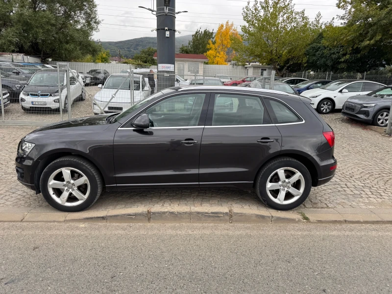 Audi Q5 2.0TDI/AUTO/QUATTRO/NAVI/Service history AUDI!!!, снимка 4 - Автомобили и джипове - 51856297