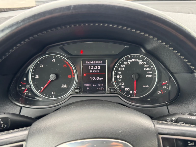 Audi Q5 2.0TDI/AUTO/QUATTRO/NAVI/Service history AUDI!!!, снимка 11 - Автомобили и джипове - 51856297