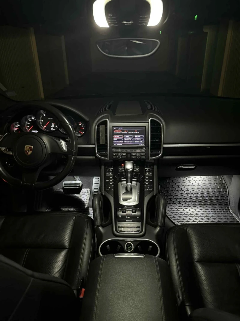Porsche Cayenne 3.0 TDI 8ZF, снимка 10 - Автомобили и джипове - 52878394