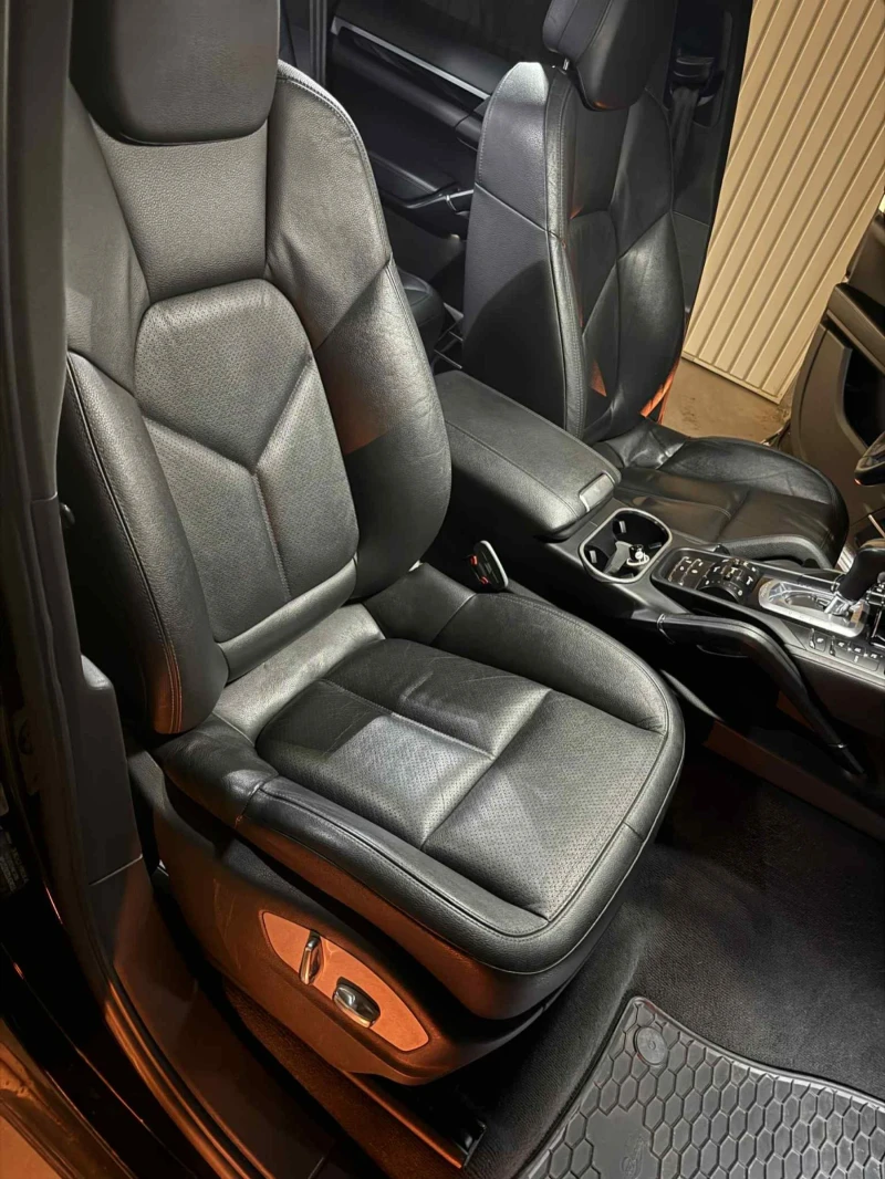 Porsche Cayenne 3.0 TDI 8ZF, снимка 14 - Автомобили и джипове - 52878394