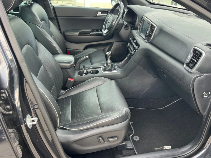 Kia Sportage 2.0CRDI, 185ps, 4X4, GT LINE, PANO, NAVI+ CAMERA, , снимка 11 - Автомобили и джипове - 53560429