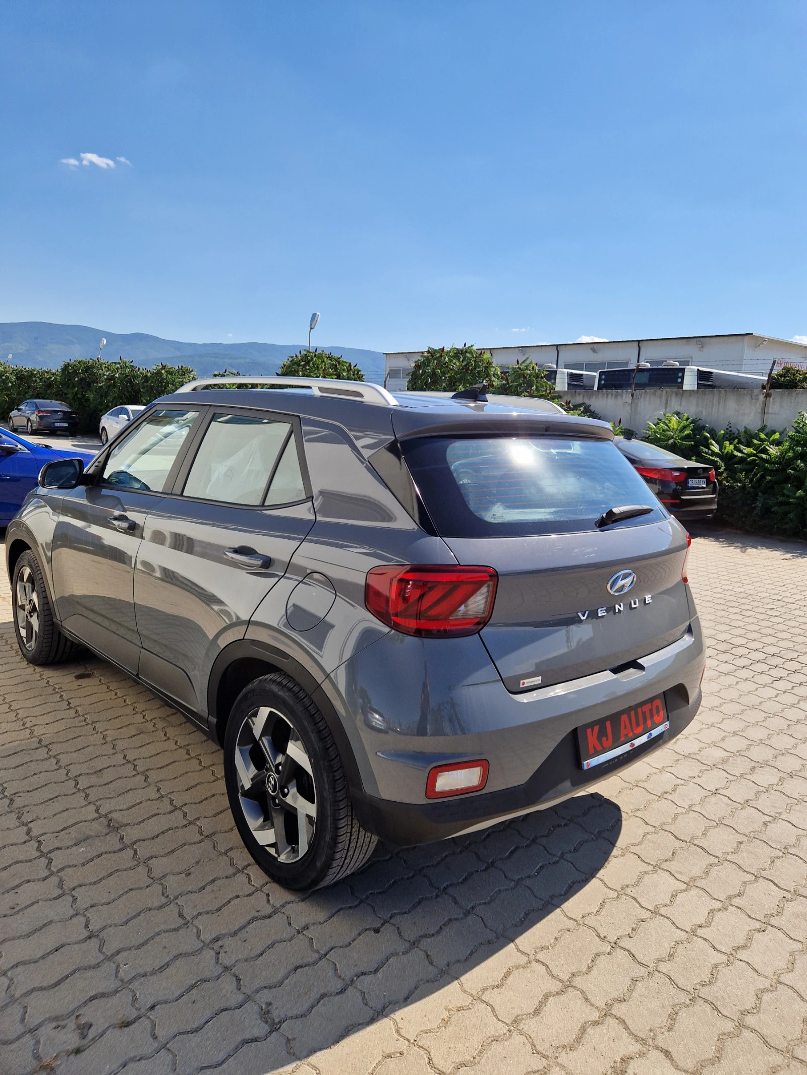 Hyundai Venue 1.6 MPI - изображение 6