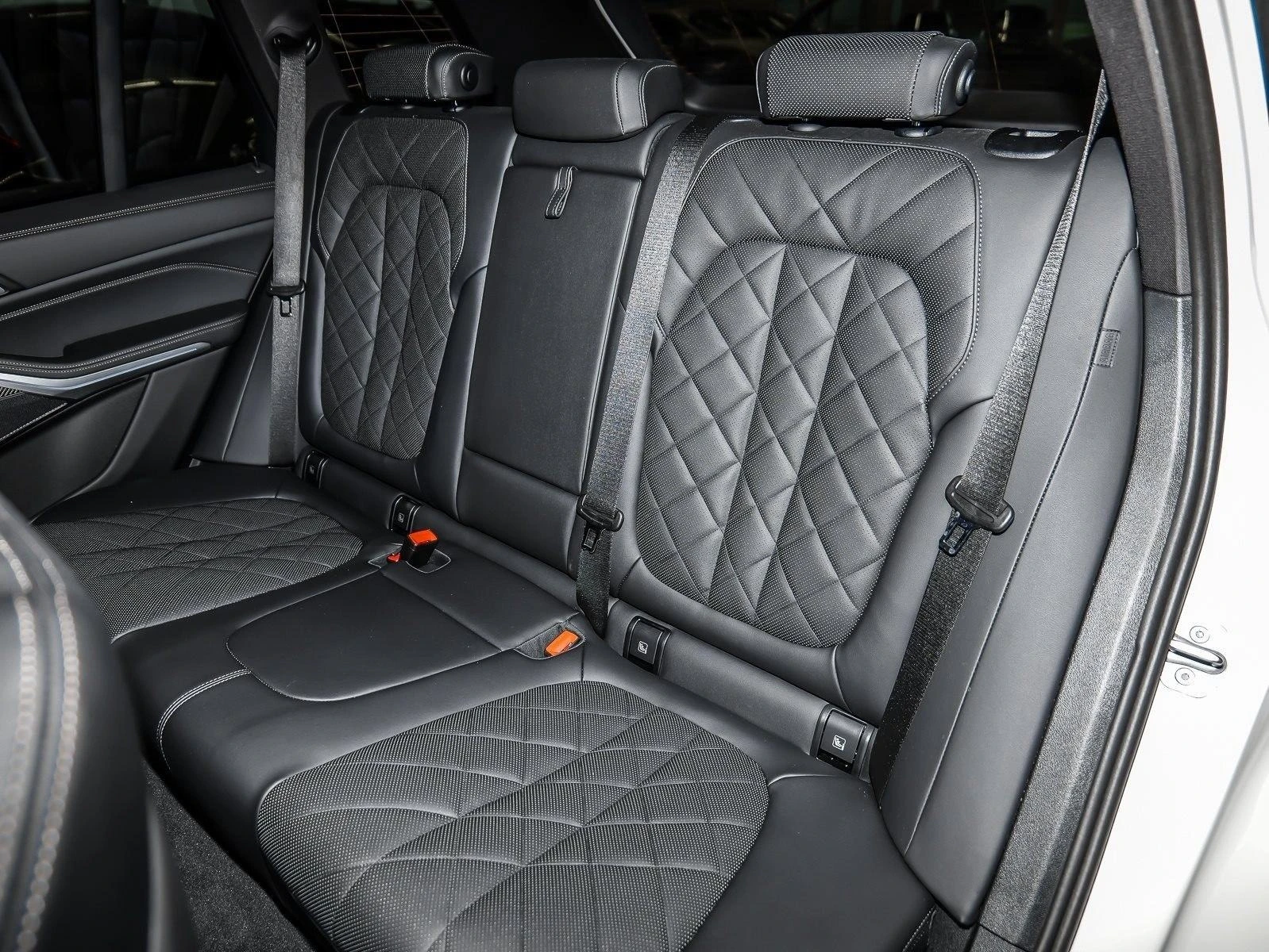 BMW X5 30d/xDrive/M-SPORT/CARBON/CAM/LED/KEYLESS/SHADOW/ | Mobile.bg   16