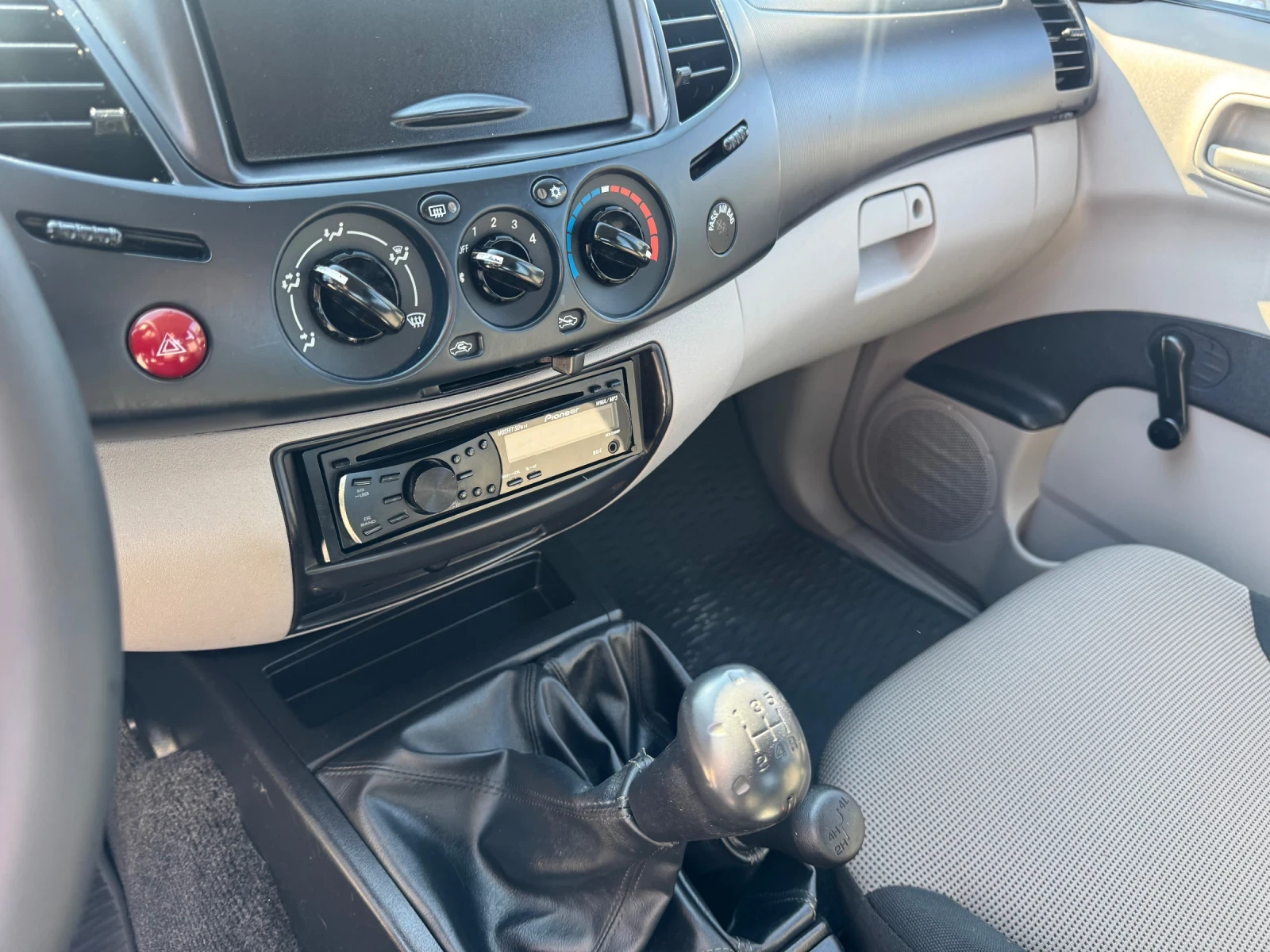 Mitsubishi L200 2.5did | Mobile.bg — изображение 12