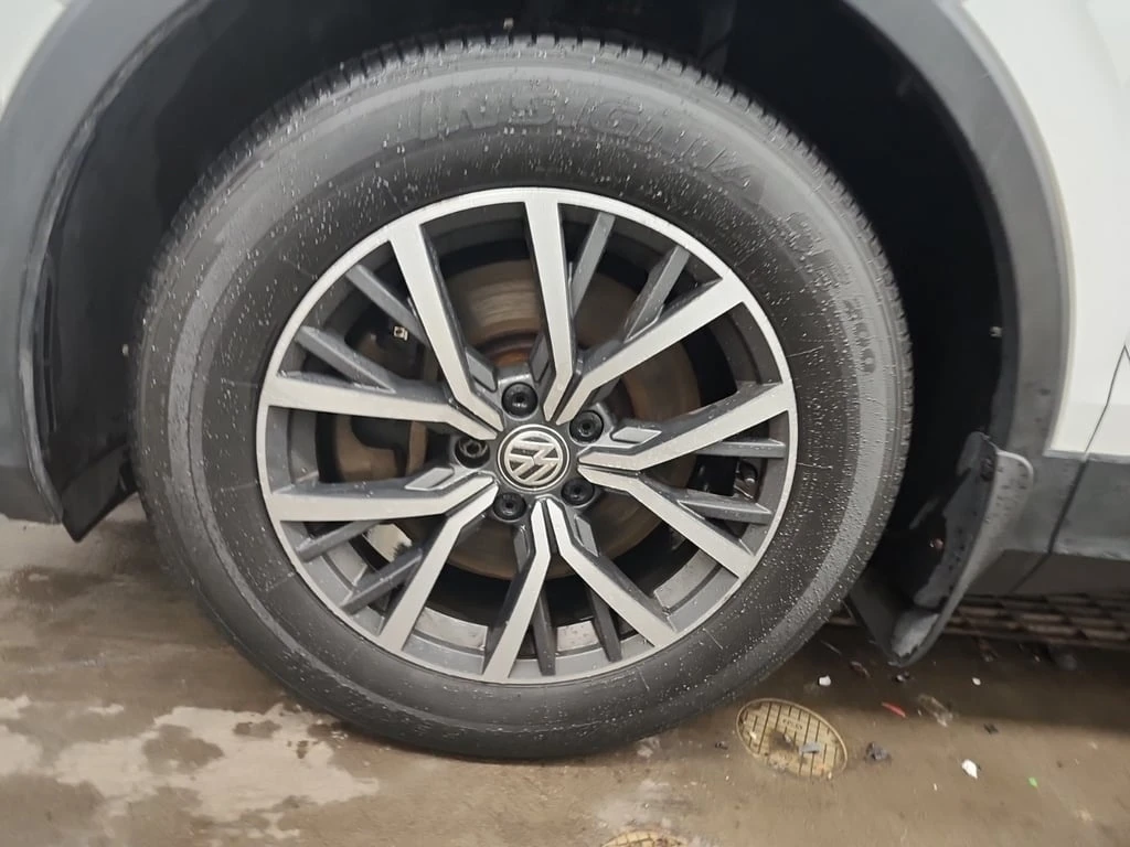 VW Tiguan * COMFORTLINE * CARFAX * ЦЕНА ДО БЪЛГАРИЯ - изображение 8