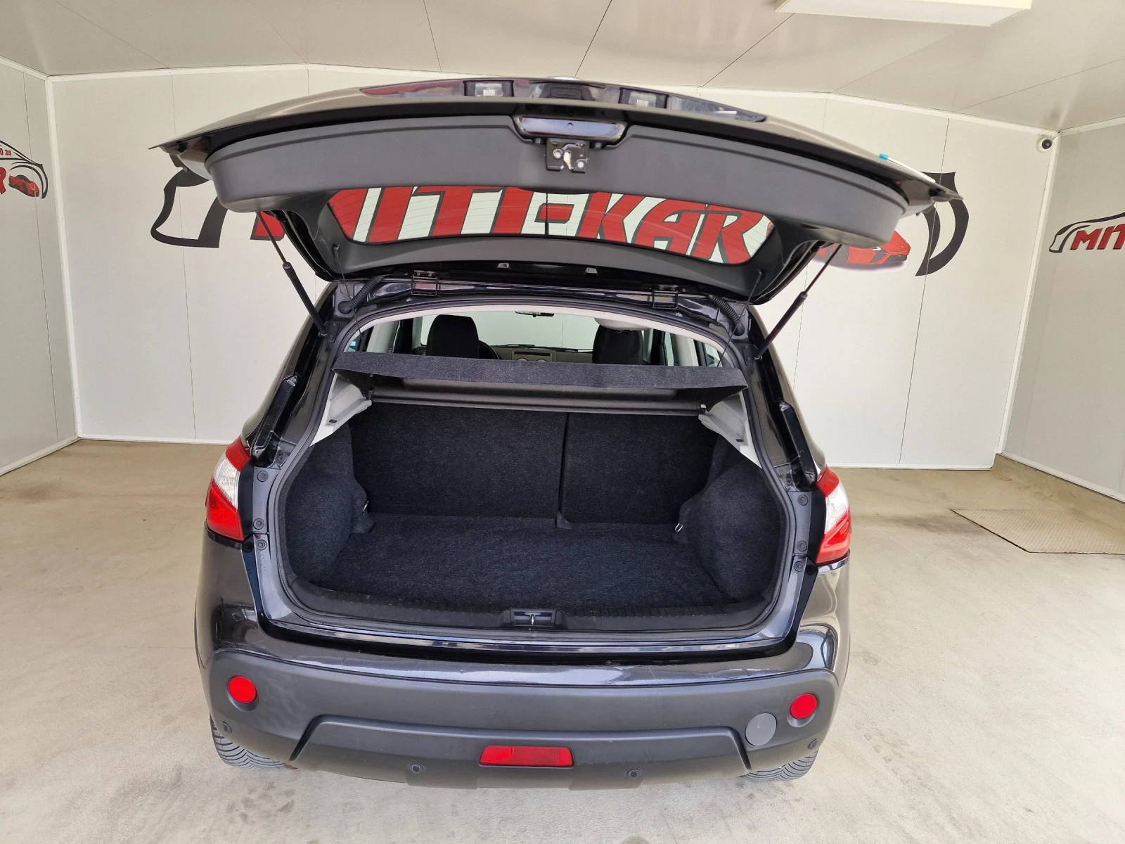 Nissan Qashqai 1.6  131kc, снимка 7 - Автомобили и джипове - 53962208