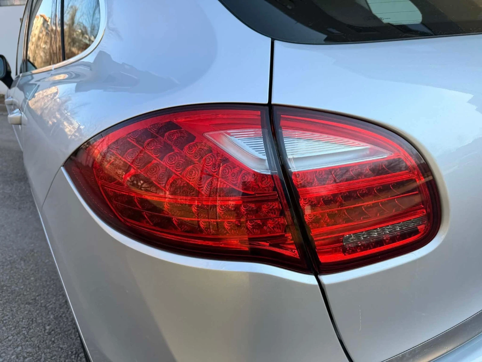 Porsche Cayenne 3.0 D Въздух, снимка 5 - Автомобили и джипове - 54095173