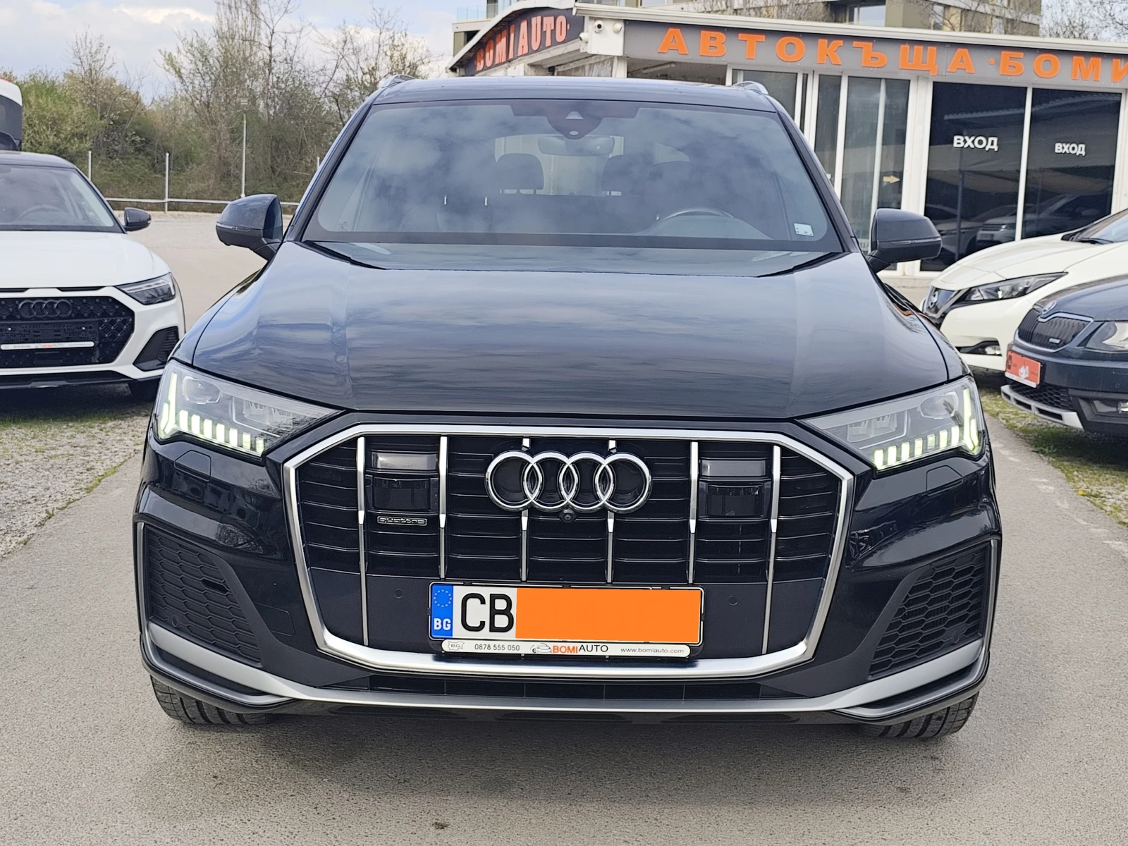 Audi Q7 3.0TDi* S-LINE* QUATTRO* 7 MECTA* MATRIX* KAMEРА, снимка 2 - Автомобили и джипове - 54224275
