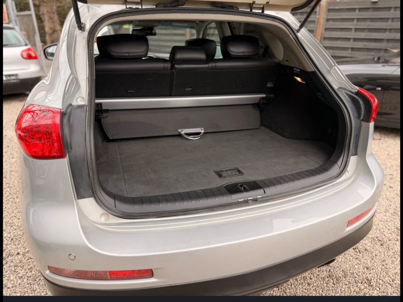 Infiniti Ex37 EX370 - 320кс , снимка 12 - Автомобили и джипове - 54358372