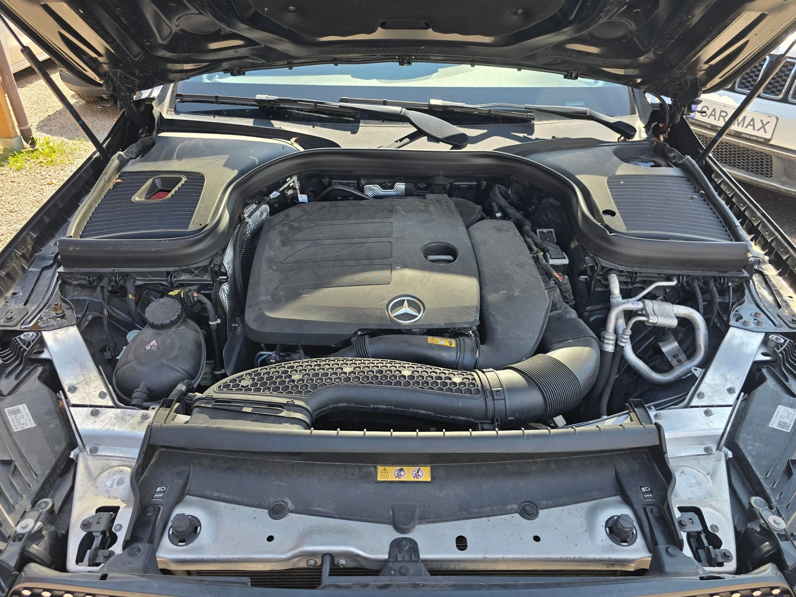 Mercedes-Benz GLC 300 AMG /4-matic/ Лизинг, снимка 17 - Автомобили и джипове - 54792041