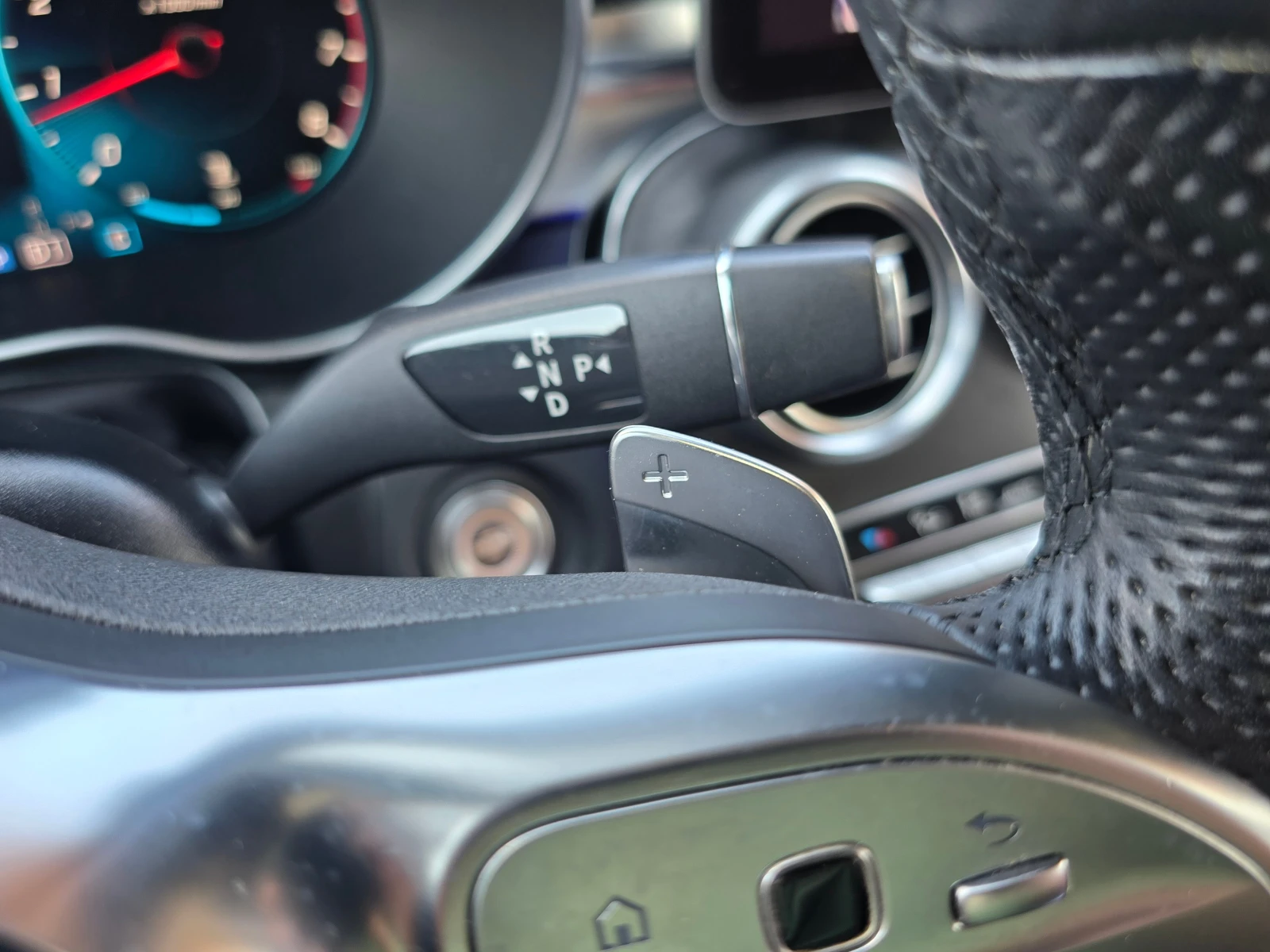 Mercedes-Benz GLC 300 AMG /4-matic/ Лизинг, снимка 16 - Автомобили и джипове - 54792041
