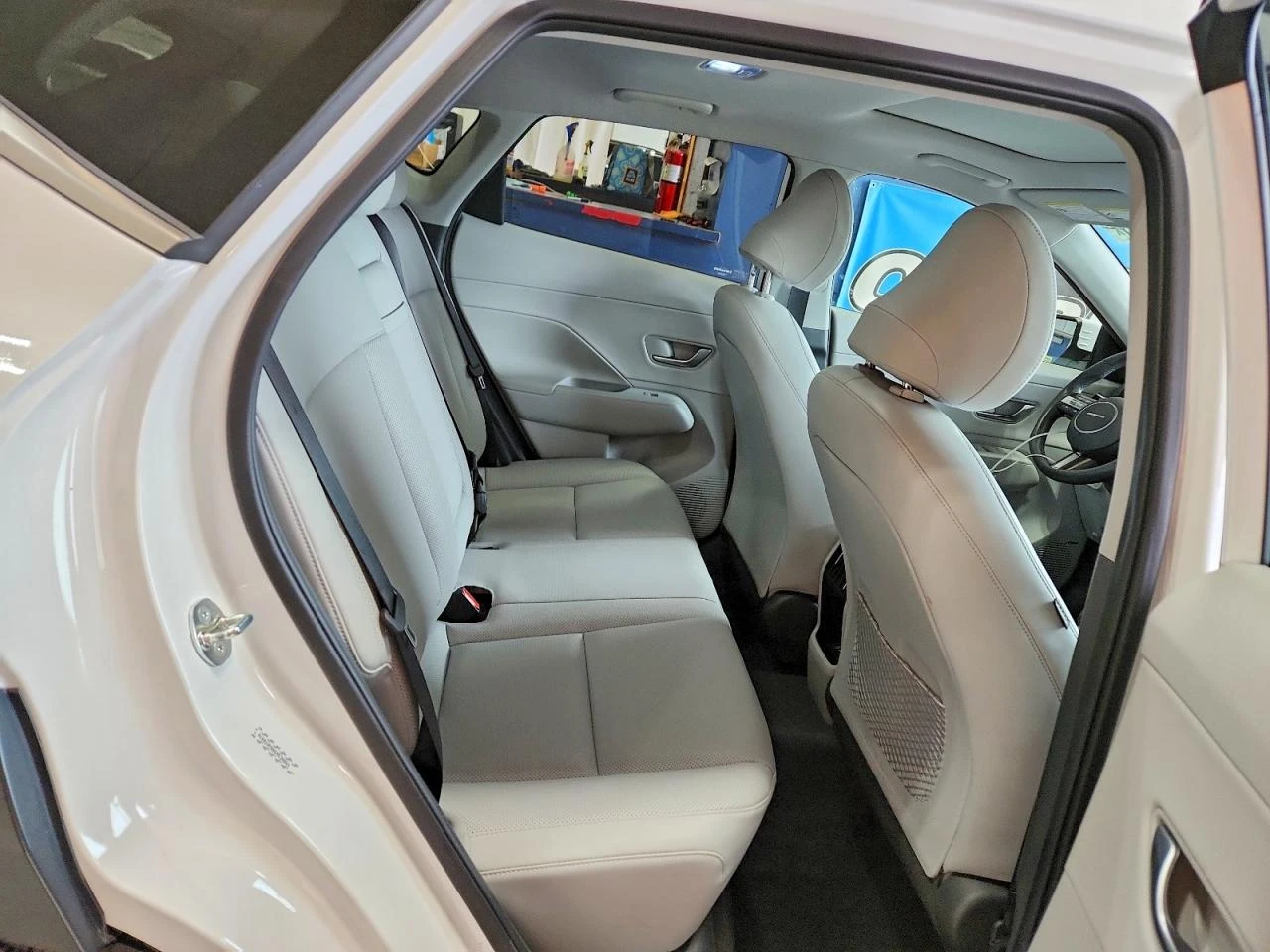 Hyundai Kona LIMITED* ОБДУХВАНЕ* ПОДГРЕВ* ПАНО* КАМЕРИ, снимка 11 - Автомобили и джипове - 54812394