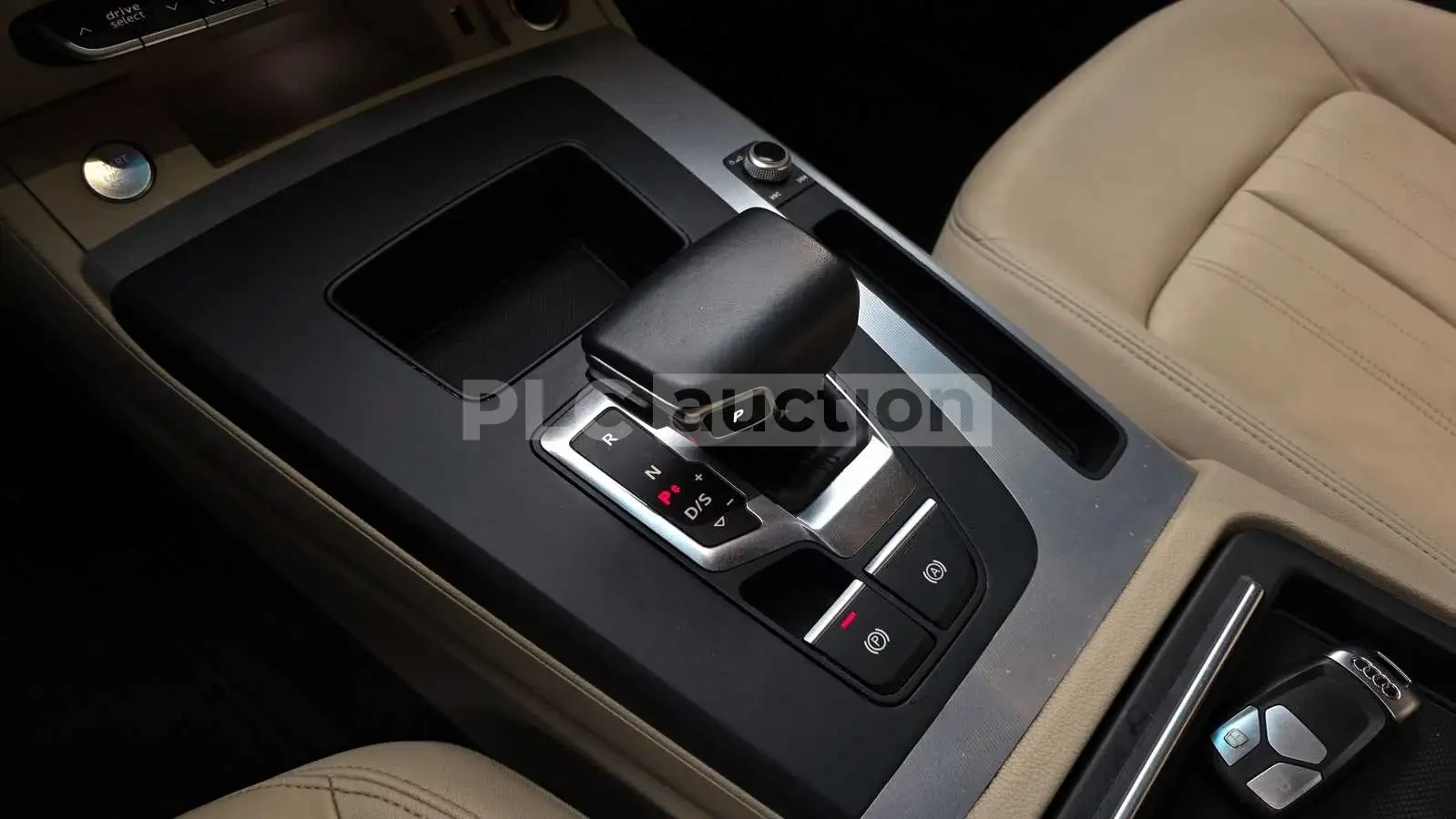 Audi Q5 45TFSI QUATTRO| КАМ| ПОДГРЕВ| PANO| ВКЛ.ТЕХНОТЕСТ, снимка 8 - Автомобили и джипове - 54997504