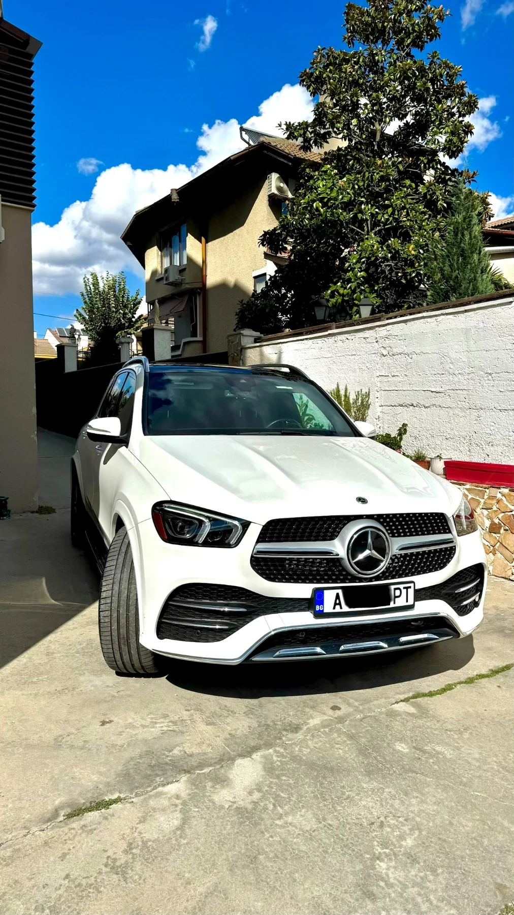 Mercedes-Benz GLE 350 AMG 4-MATIC/360/BURMESTER/PANO/, снимка 2 - Автомобили и джипове - 56071499