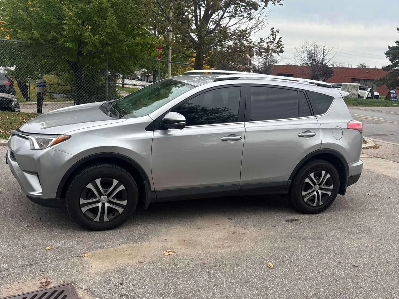 Toyota Rav4 LE / CARFAX / ���������� / ���� �� �������� | Mobile.bg � ����������� 2