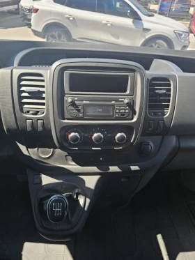 Renault Trafic 2.0 dCi 120 8+ 1, снимка 9