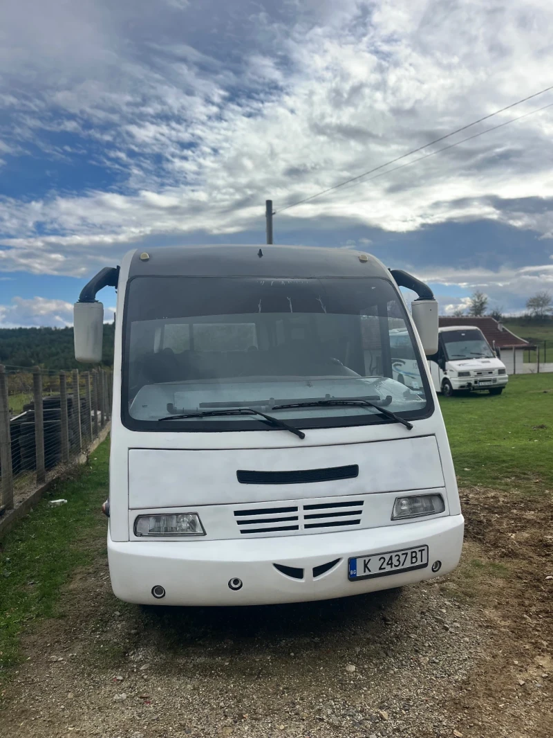 Iveco Daily, снимка 3 - Бусове и автобуси - 52211601