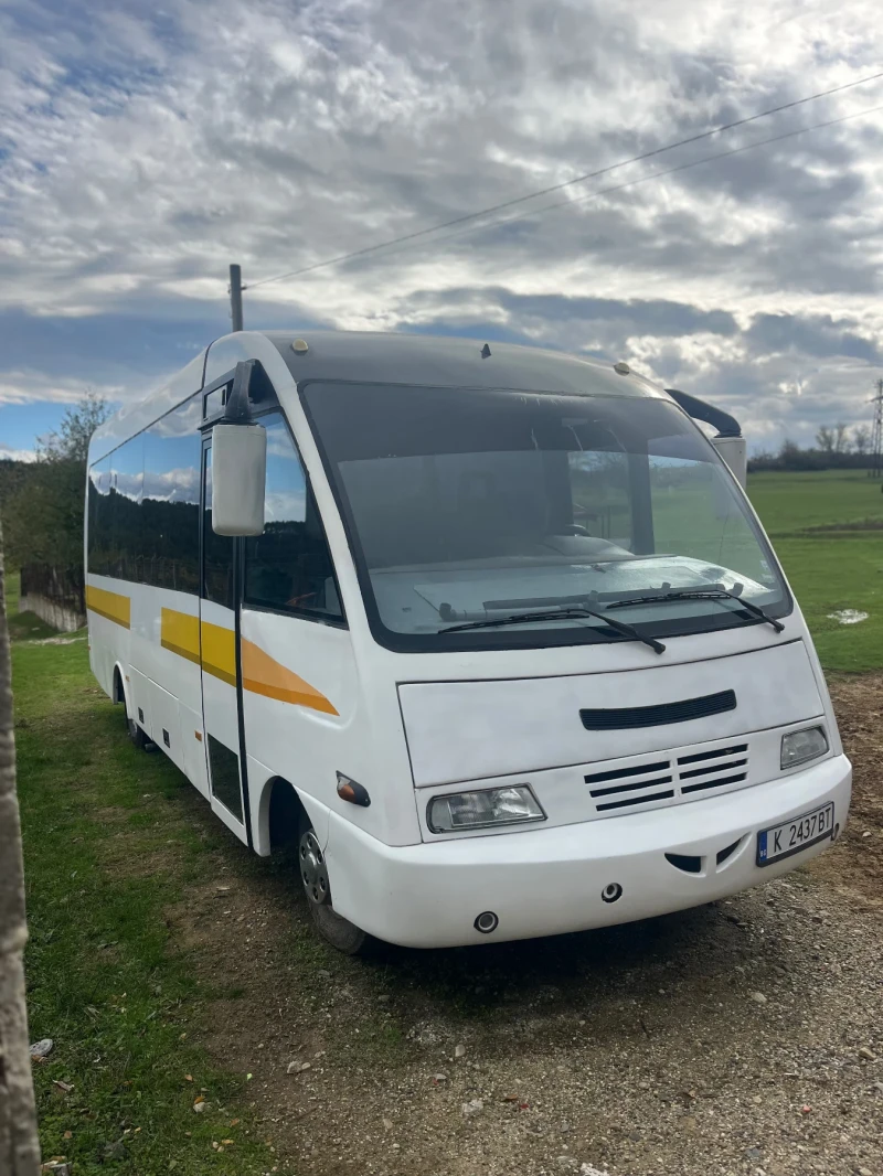 Iveco Daily, снимка 2 - Бусове и автобуси - 52211601