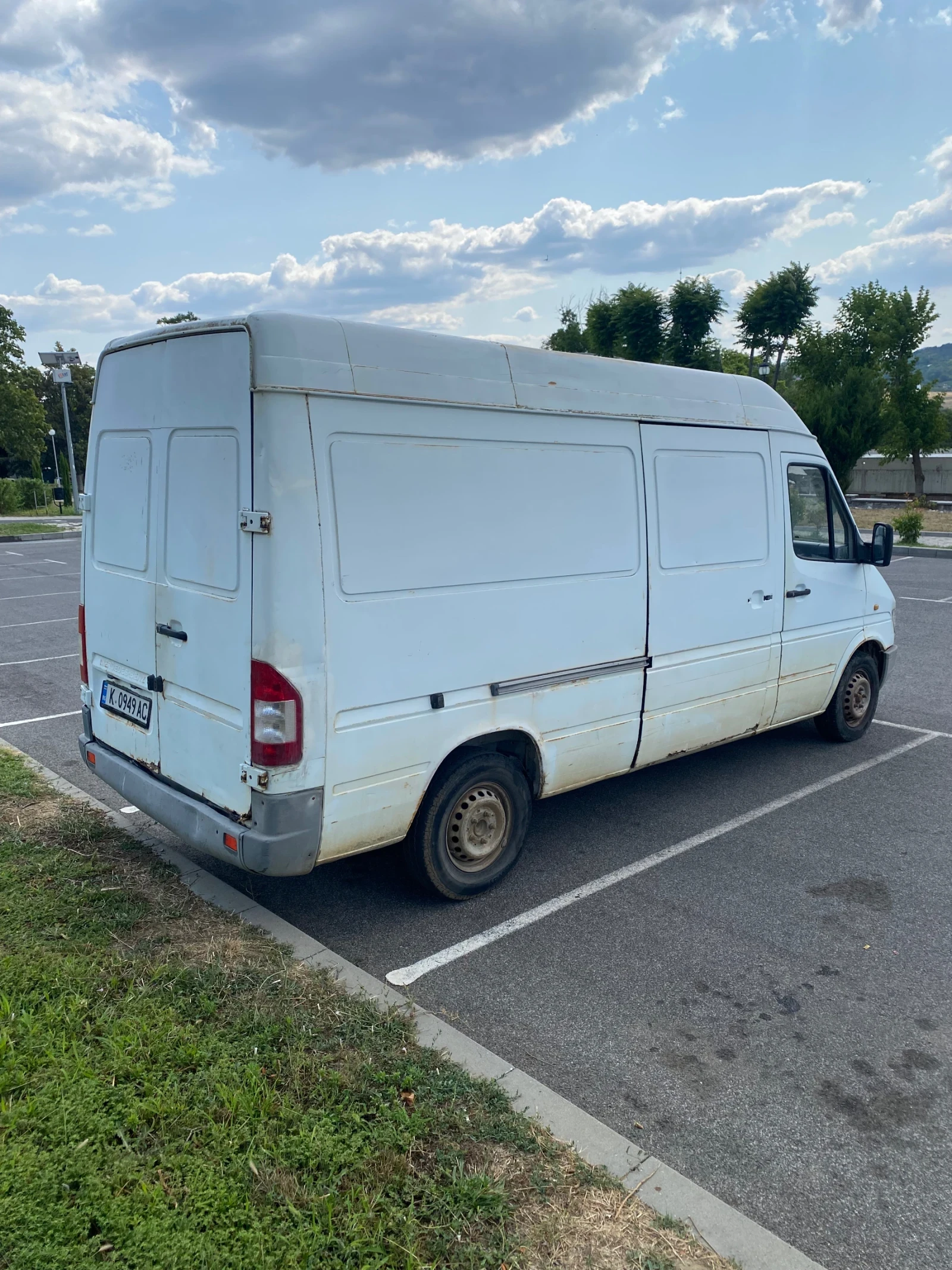 Mercedes-Benz Sprinter 208  - изображение 4