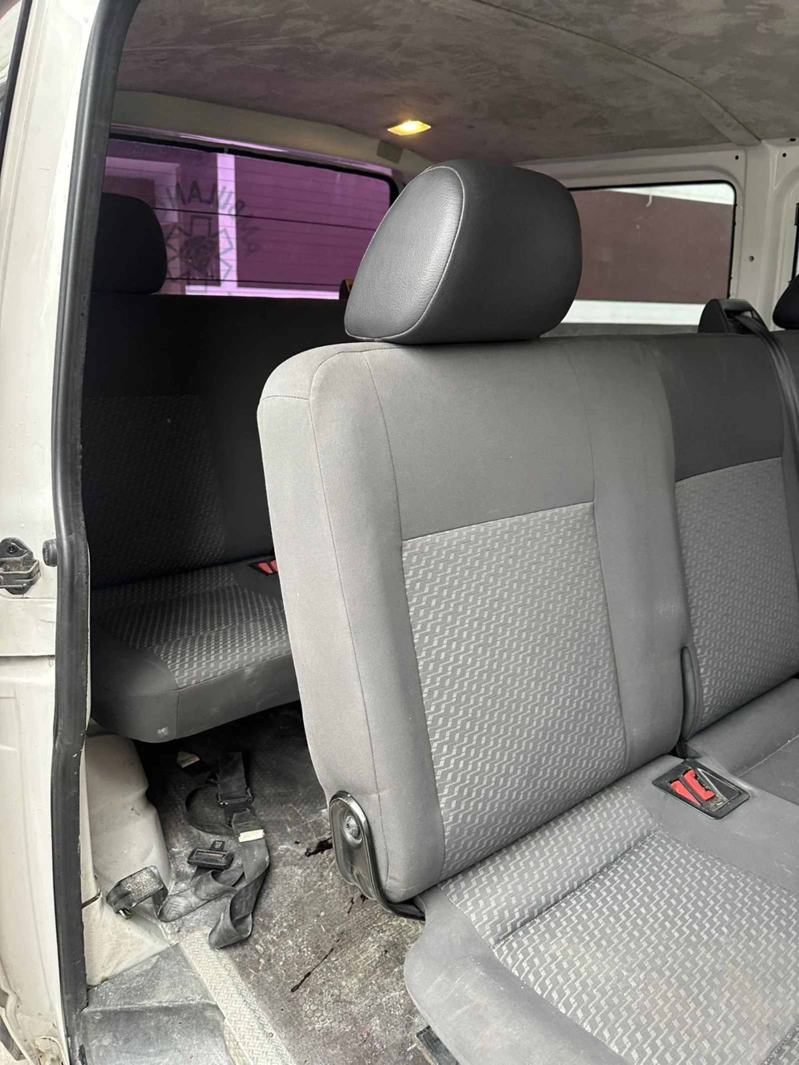 VW Transporter 2 TDI, снимка 14 - Бусове и автобуси - 54093166