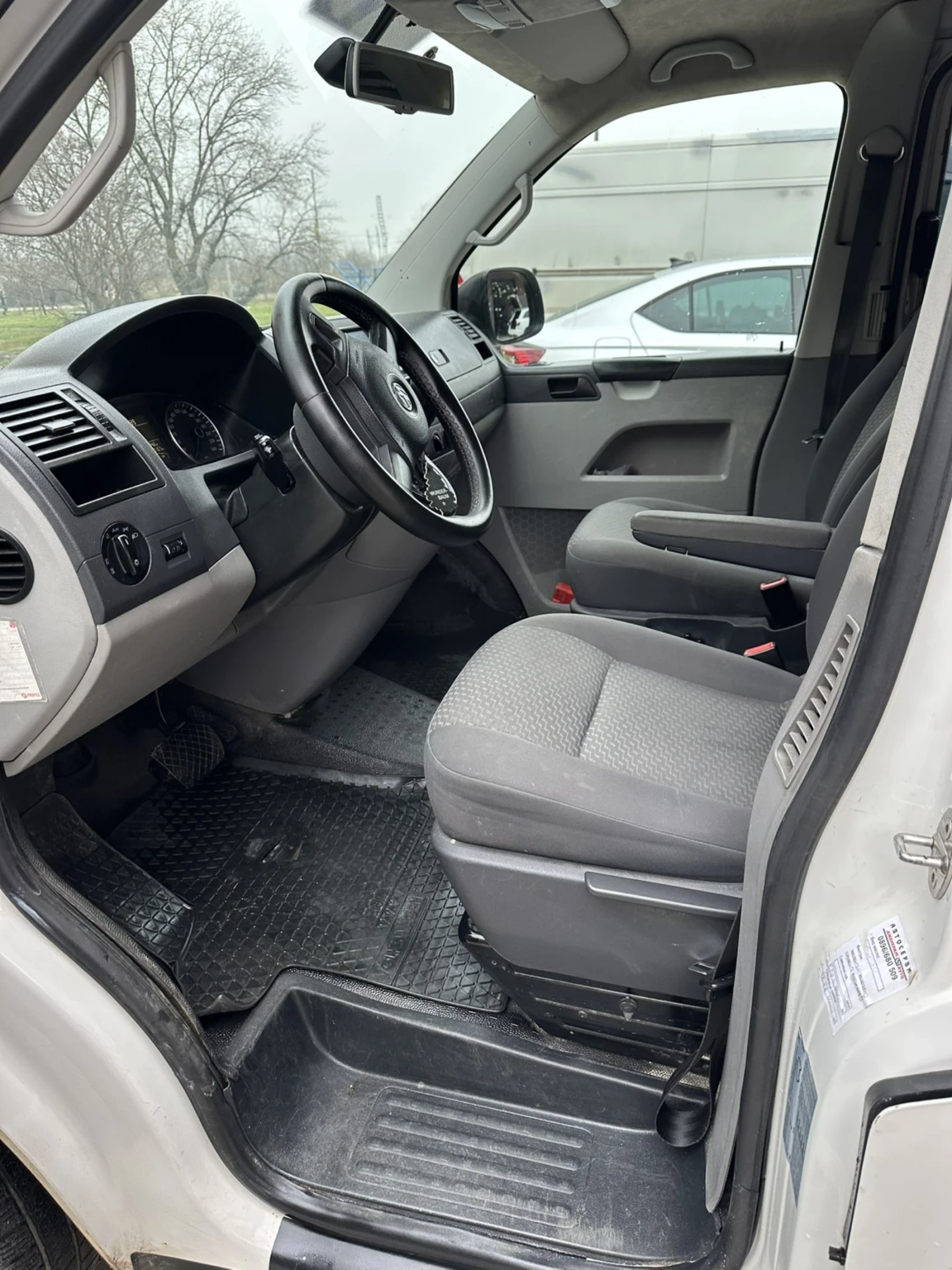 VW Transporter 2 TDI - изображение 8