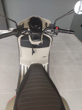 Vespa GTV 300, снимка 6
