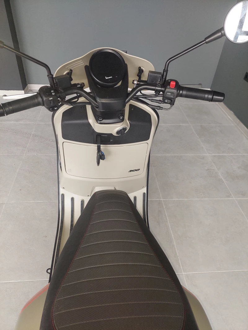Vespa GTV 300, снимка 6 - Мотоциклети и мототехника - 49854675