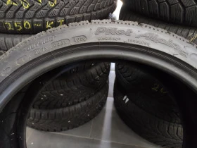 Гуми Зимни 235/35R20, снимка 5