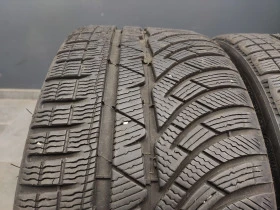 Гуми Зимни 235/35R20, снимка 1 - Гуми и джанти - 43950840