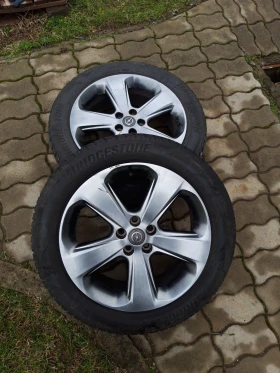 Гуми с джанти Bridgestone 215/55R18, снимка 2 - Гуми и джанти - 53427856