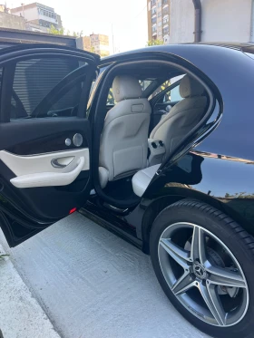 Mercedes-Benz E 300 AMG пакет, снимка 14