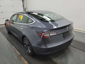 Tesla Model 3  | LONG RANGE | 4X4 | ДВЕ КАРТИ | CARFAX, снимка 4