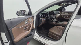 Mercedes-Benz E 220 4MATIC/DISTRONIC/BURMESTER/ОБДУХВАНЕ/ПОДГРЕВИ/PANO, снимка 10