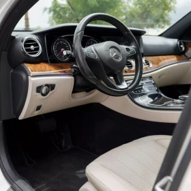 Mercedes-Benz E 300 AMG* PACK* BURMESTER* ПОДГРЕВ* МЪРТВА* ТОЧКА* КАМЕ - 31999 лв. - 78854361 | Car24.bg