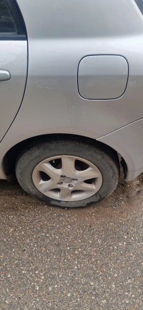     Toyota Corolla 2