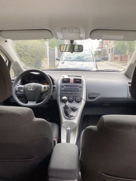 Обява за продажба на Toyota Auris 1.33i ~15 900 лв. - изображение 11