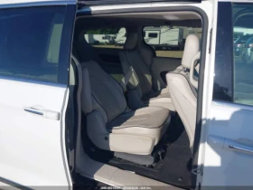Chrysler Pacifica * HYBRID* PLATINUM* КОЖА* ПОДГРЕВ* ШИБИДАХ*  | Auto.bg — изображение 8