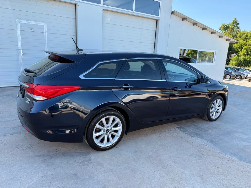 Hyundai I40 1.7crdi * 136k* Navi* UNIKAT* , снимка 13 - Автомобили и джипове - 38289301