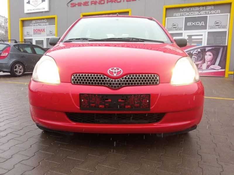 Toyota Yaris 1.3 VVT-I, снимка 3 - Автомобили и джипове - 43897861