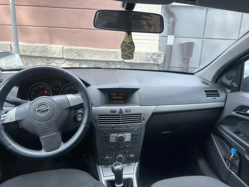 Opel Astra 1.7 CDTI, снимка 5 - Автомобили и джипове - 47489730