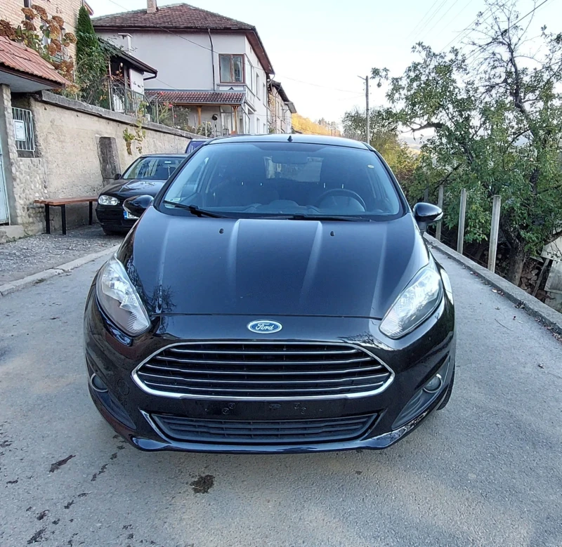 Ford Fiesta 1.2 бензин , снимка 2 - Автомобили и джипове - 47728950