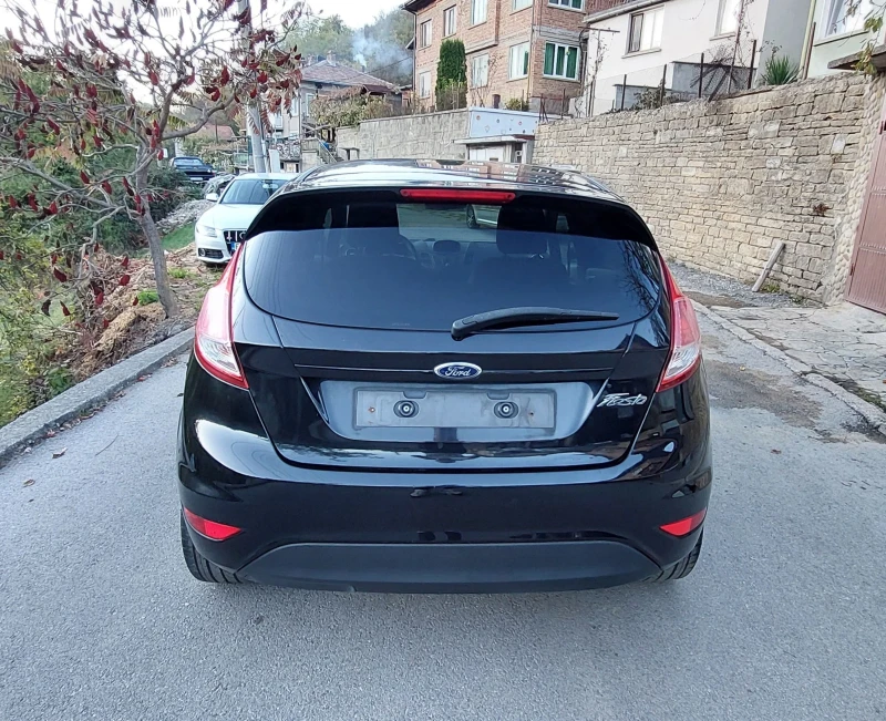 Ford Fiesta 1.2 бензин , снимка 6 - Автомобили и джипове - 47728950