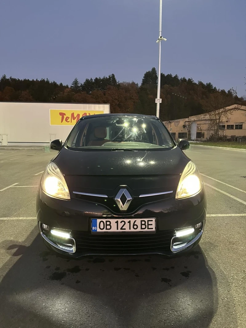 Renault Scenic 1.6 dci, 130 к.с, BOSE, Топ състояние , снимка 1 - Автомобили и джипове - 47854935