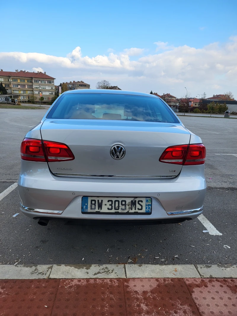 VW Passat B7 - BLUE MOTION, снимка 6 - Автомобили и джипове - 47992551