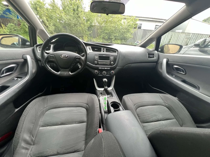 Kia Ceed Facelift/1.4/100кс, снимка 5 - Автомобили и джипове - 48759569