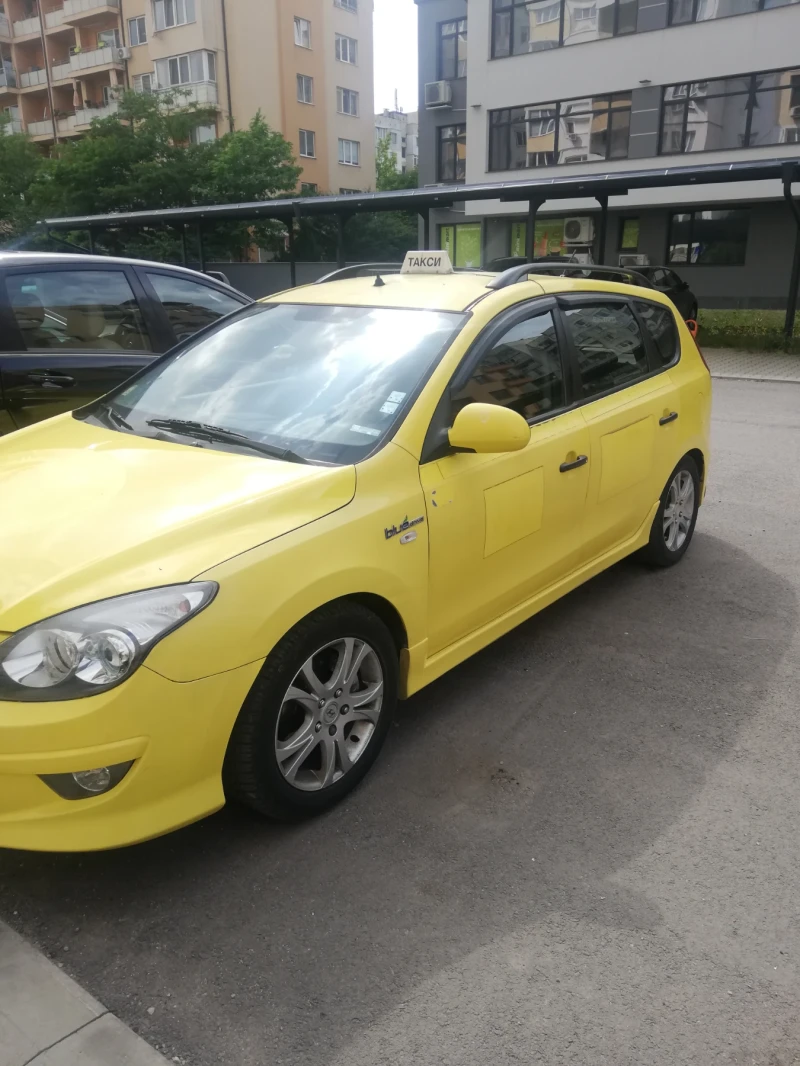 Hyundai I30, снимка 2 - Автомобили и джипове - 52565170