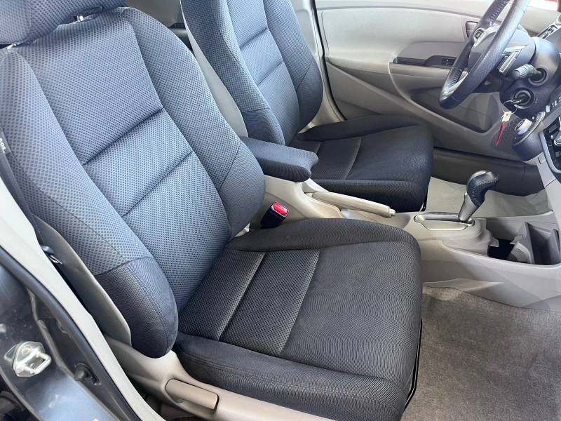 Honda Insight 1.3 Hybrid / 130.000km, снимка 13 - Автомобили и джипове - 51097888